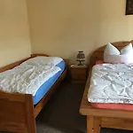 1 Vom Friesenhof Wieratal Apartment Nobitz